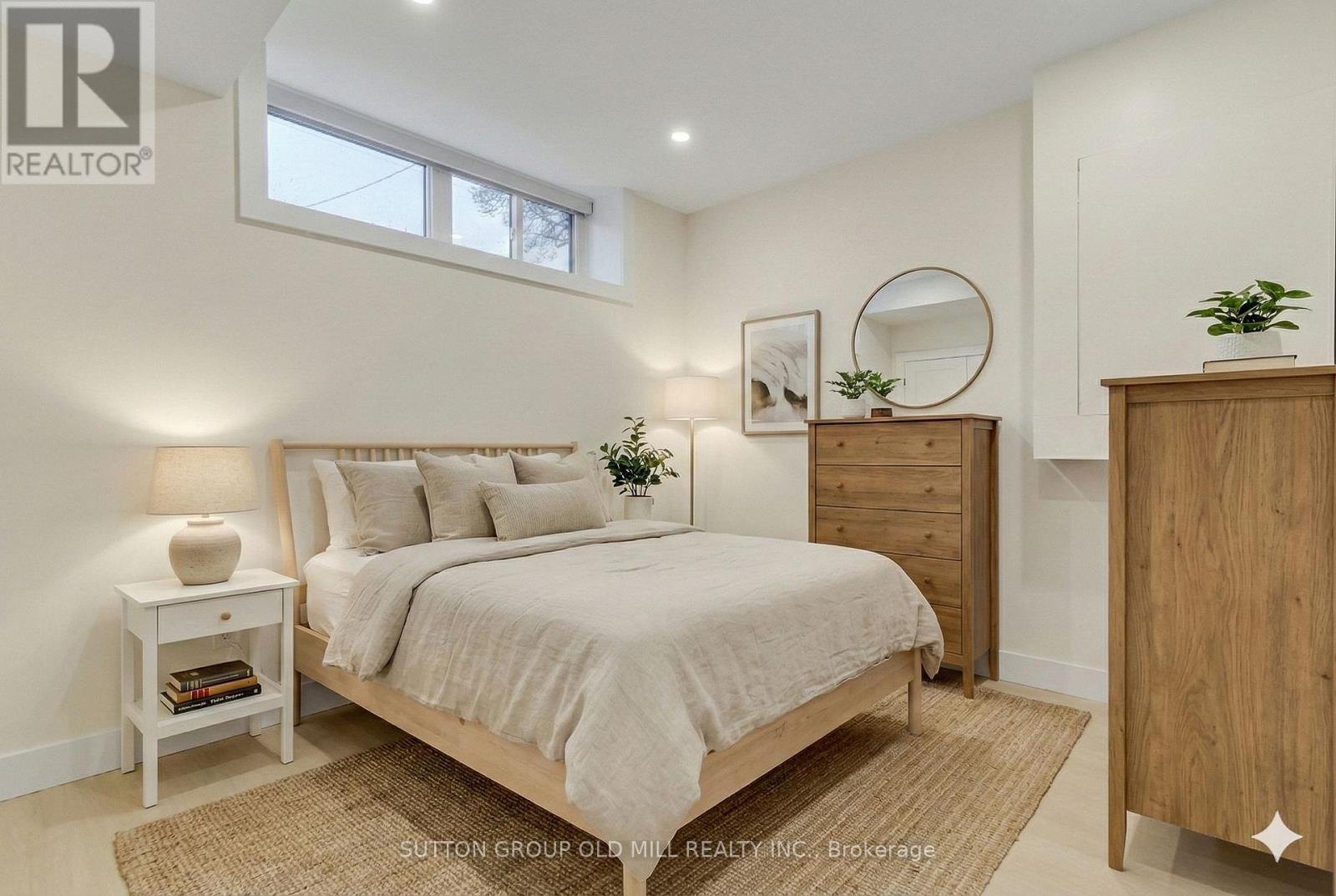 01 - 625 Harvie Avenue, Toronto, Ontario  M6E 4M4 - Photo 14 - W12701692