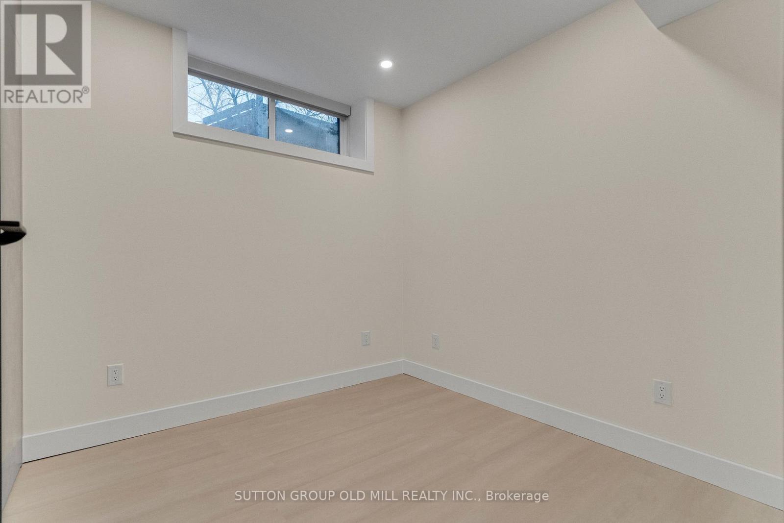 01 - 625 Harvie Avenue, Toronto, Ontario  M6E 4M4 - Photo 19 - W12701692