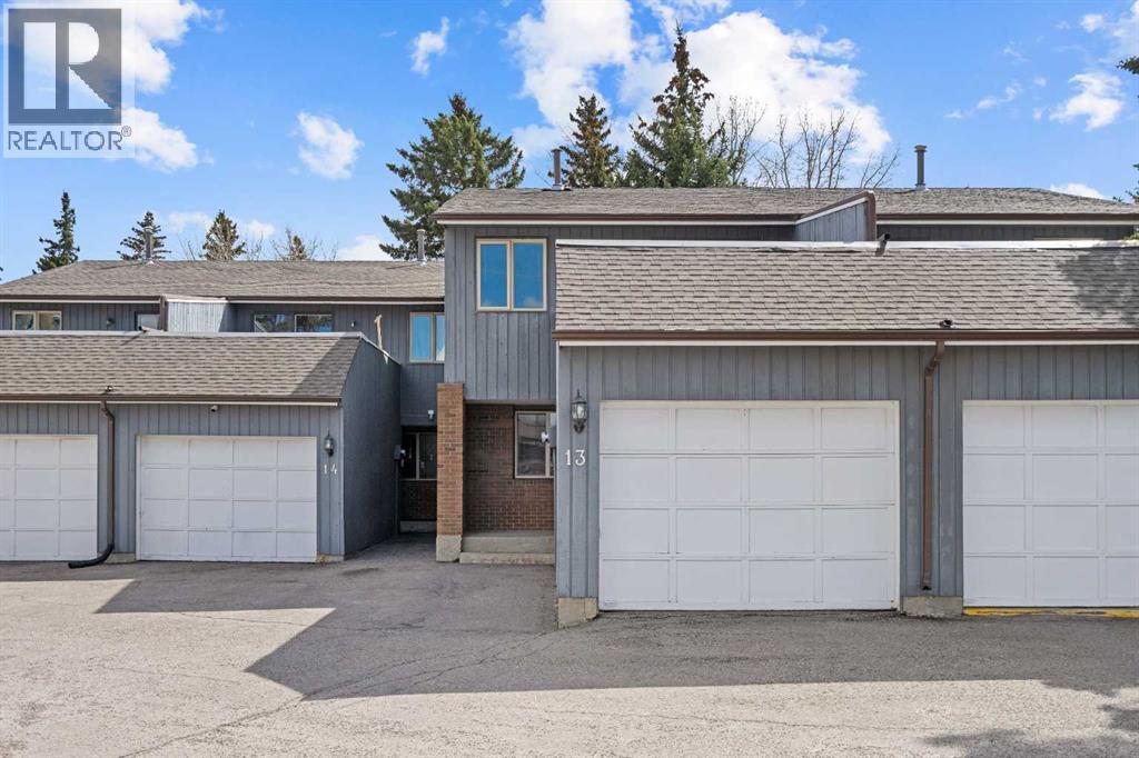13, 803 Varsity Estates Drive NW, calgary, Alberta