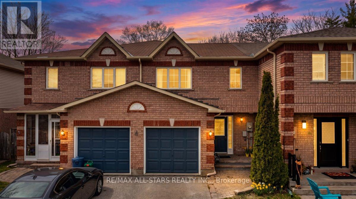 32 LANCASTER COURT, Georgina, Ontario