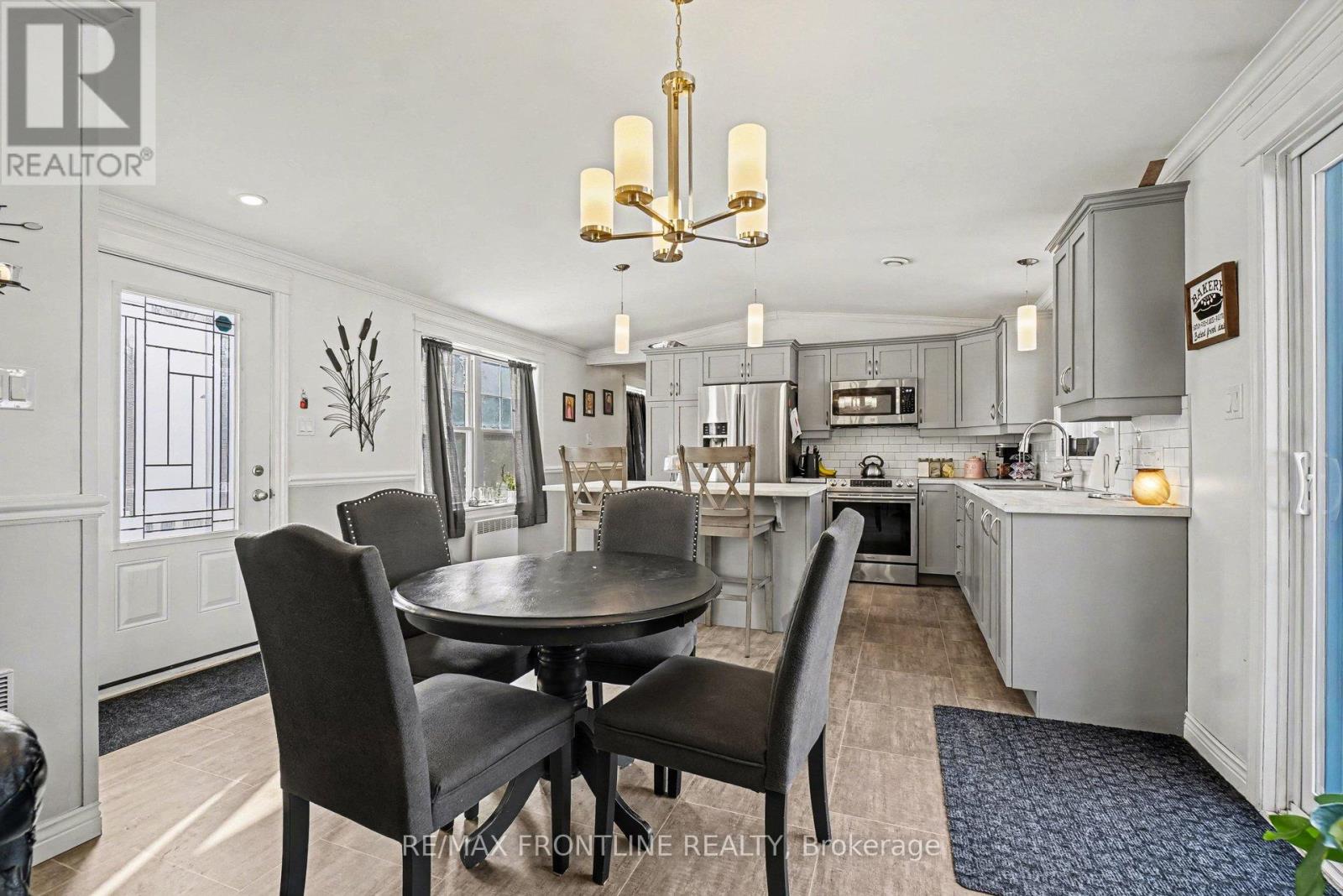 632 Poonamalie Side Road, Drummond/north Elmsley, Ontario  K7A 4S4 - Photo 7 - X12796114