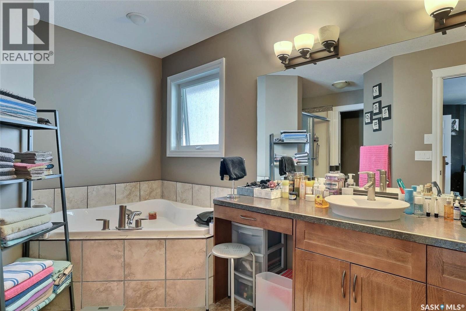 2433 Jameson Crescent, Regina, Saskatchewan  S4V 1K2 - Photo 22 - SK033912