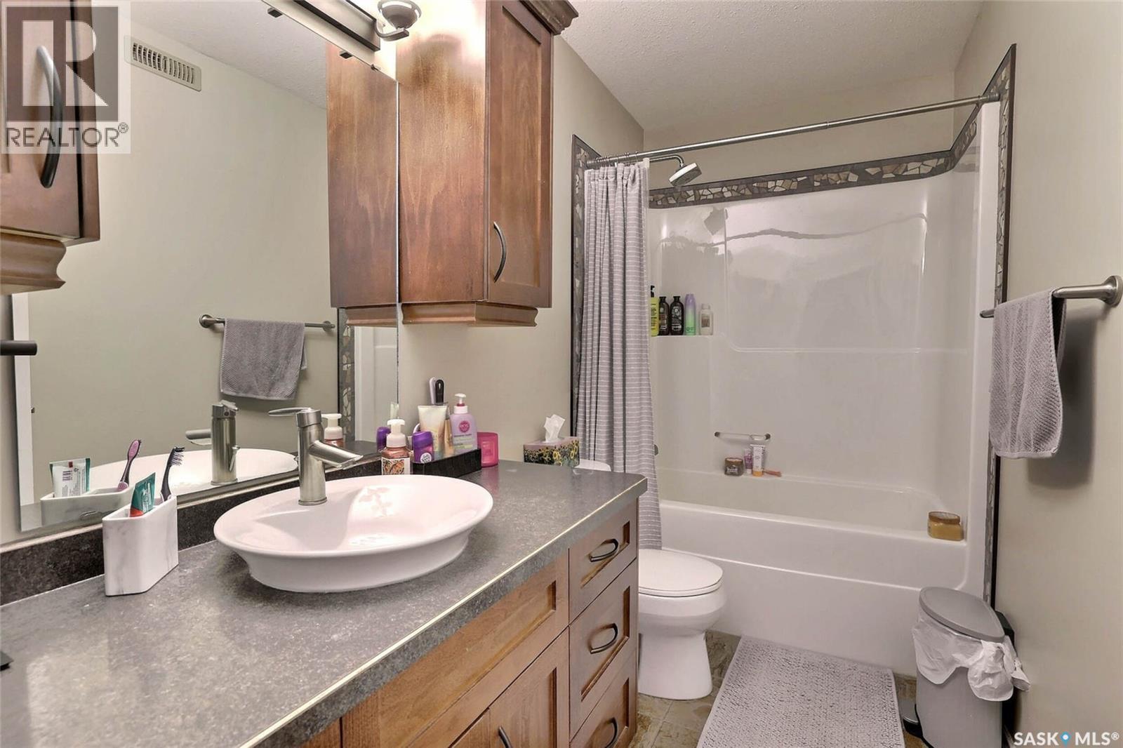 2433 Jameson Crescent, Regina, Saskatchewan  S4V 1K2 - Photo 29 - SK033912