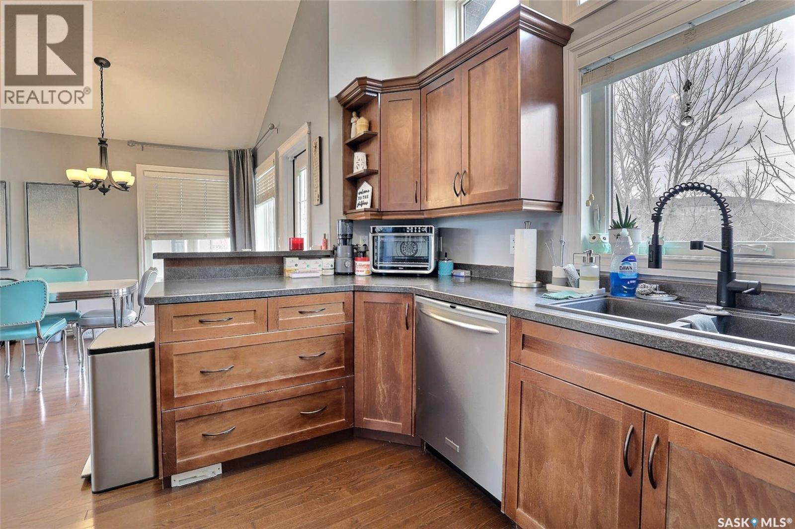 2433 Jameson Crescent, Regina, Saskatchewan  S4V 1K2 - Photo 7 - SK033912