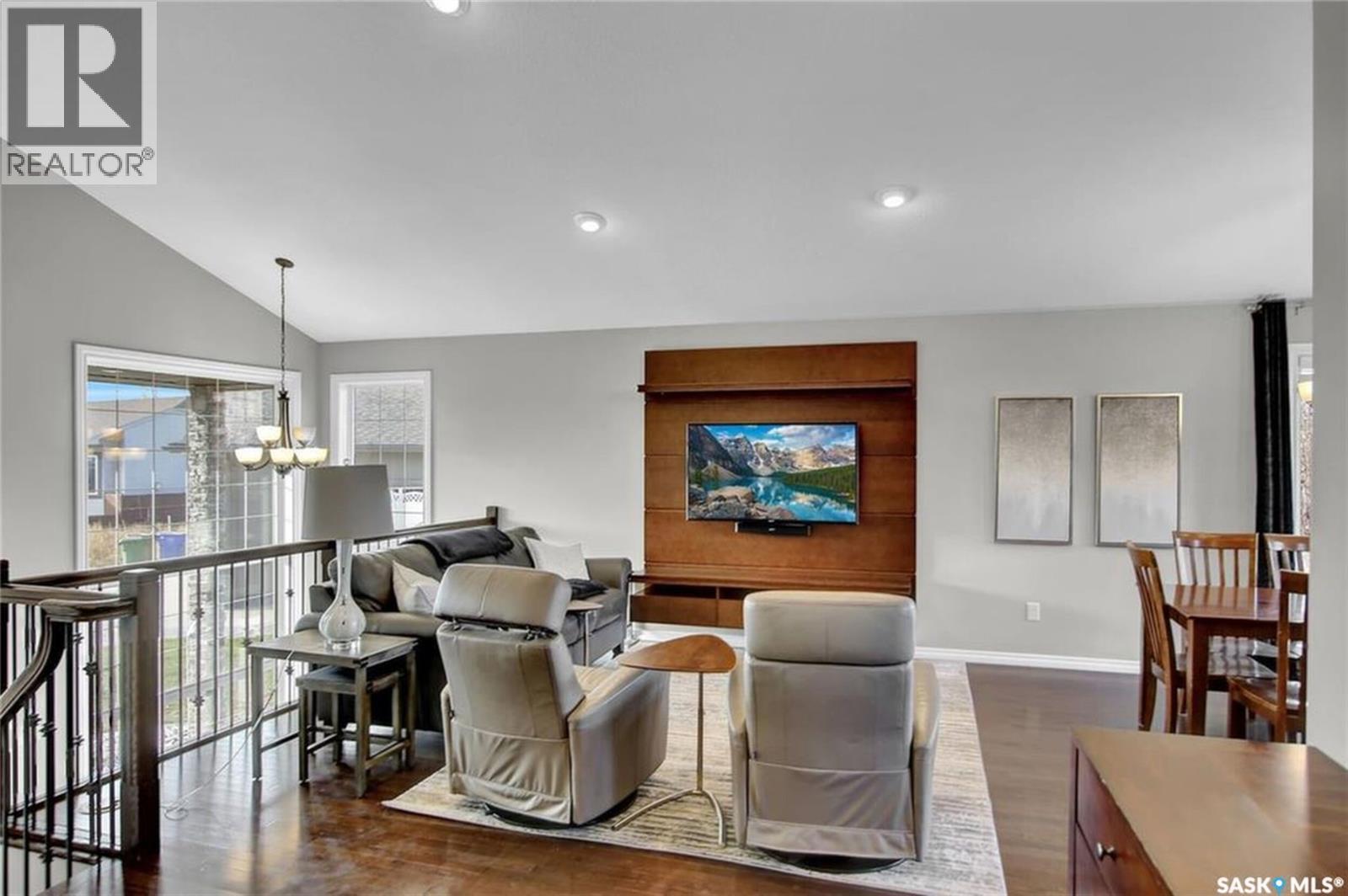 2433 Jameson Crescent, Regina, Saskatchewan  S4V 1K2 - Photo 8 - SK033912