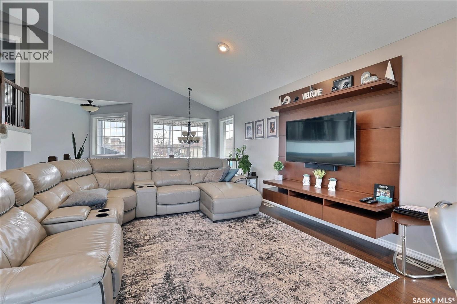 2433 Jameson Crescent, Regina, Saskatchewan  S4V 1K2 - Photo 9 - SK033912