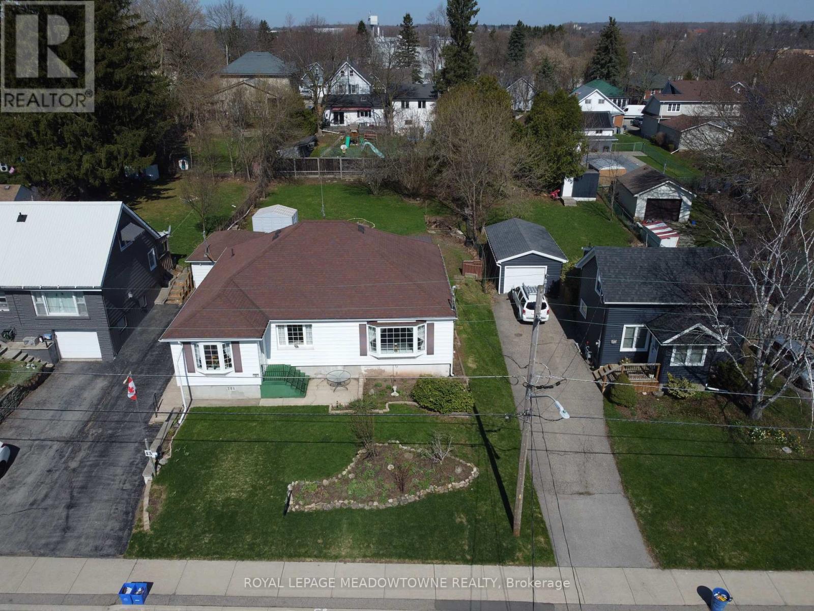 43 Cobblehill Road, Halton Hills, Ontario  L7J 1P1 - Photo 31 - W12893204