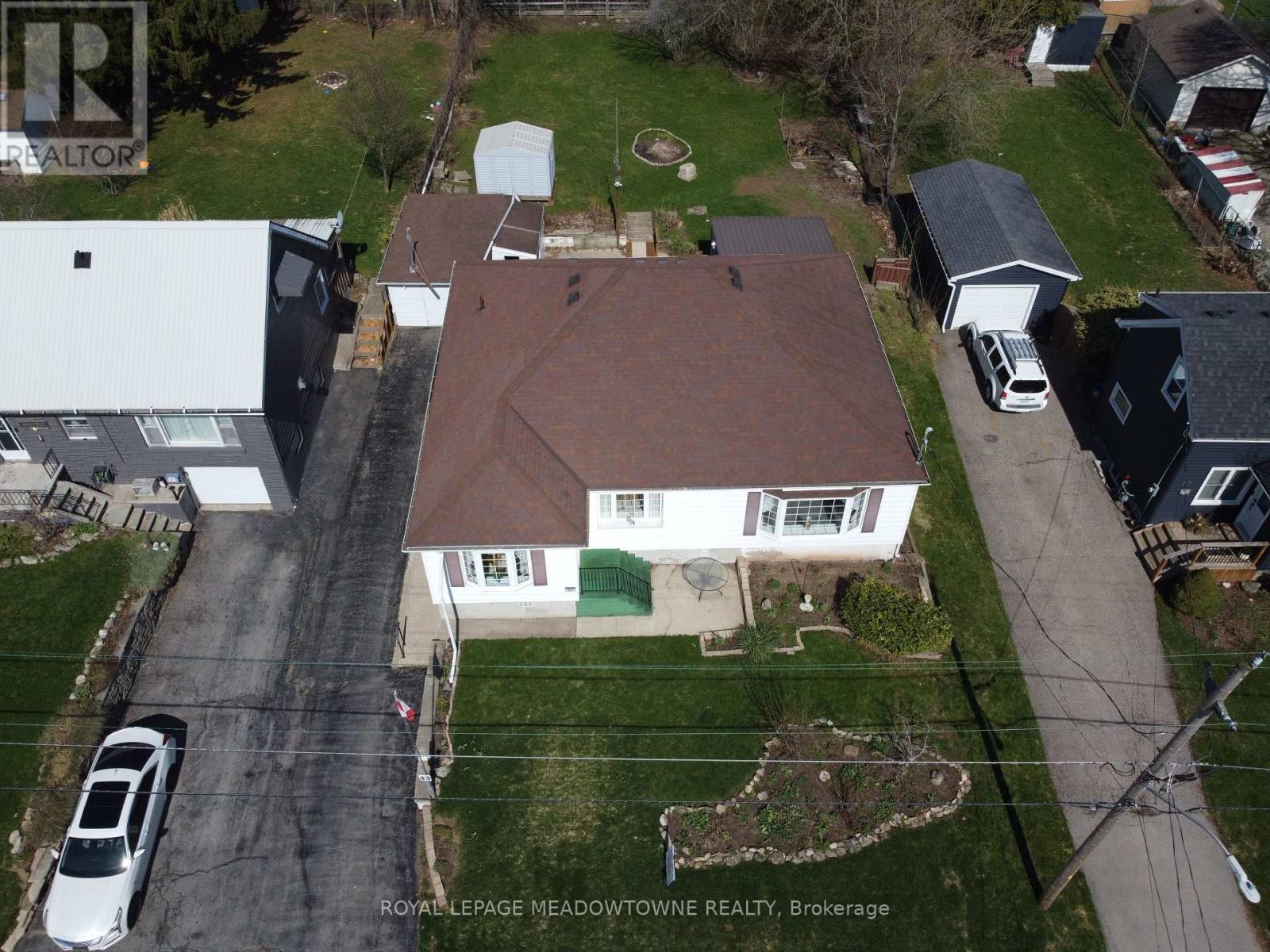 43 Cobblehill Road, Halton Hills, Ontario  L7J 1P1 - Photo 32 - W12893204