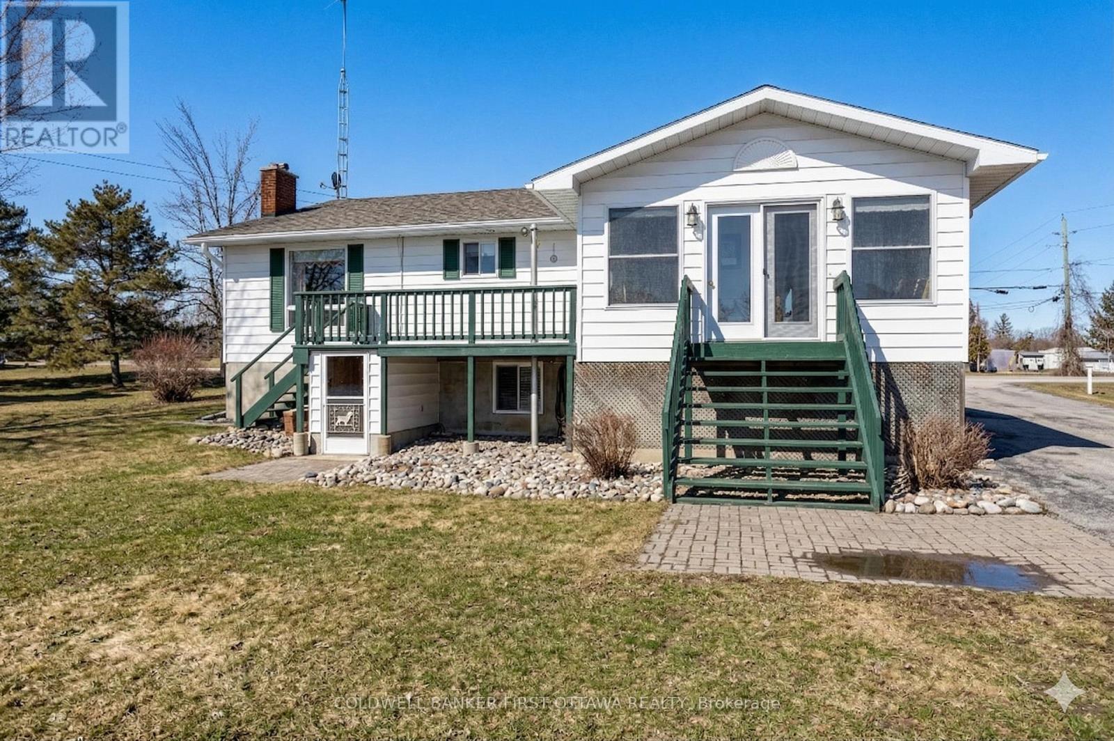 117 Perth Road, Beckwith, Ontario  K7A 0K3 - Photo 2 - X12720816