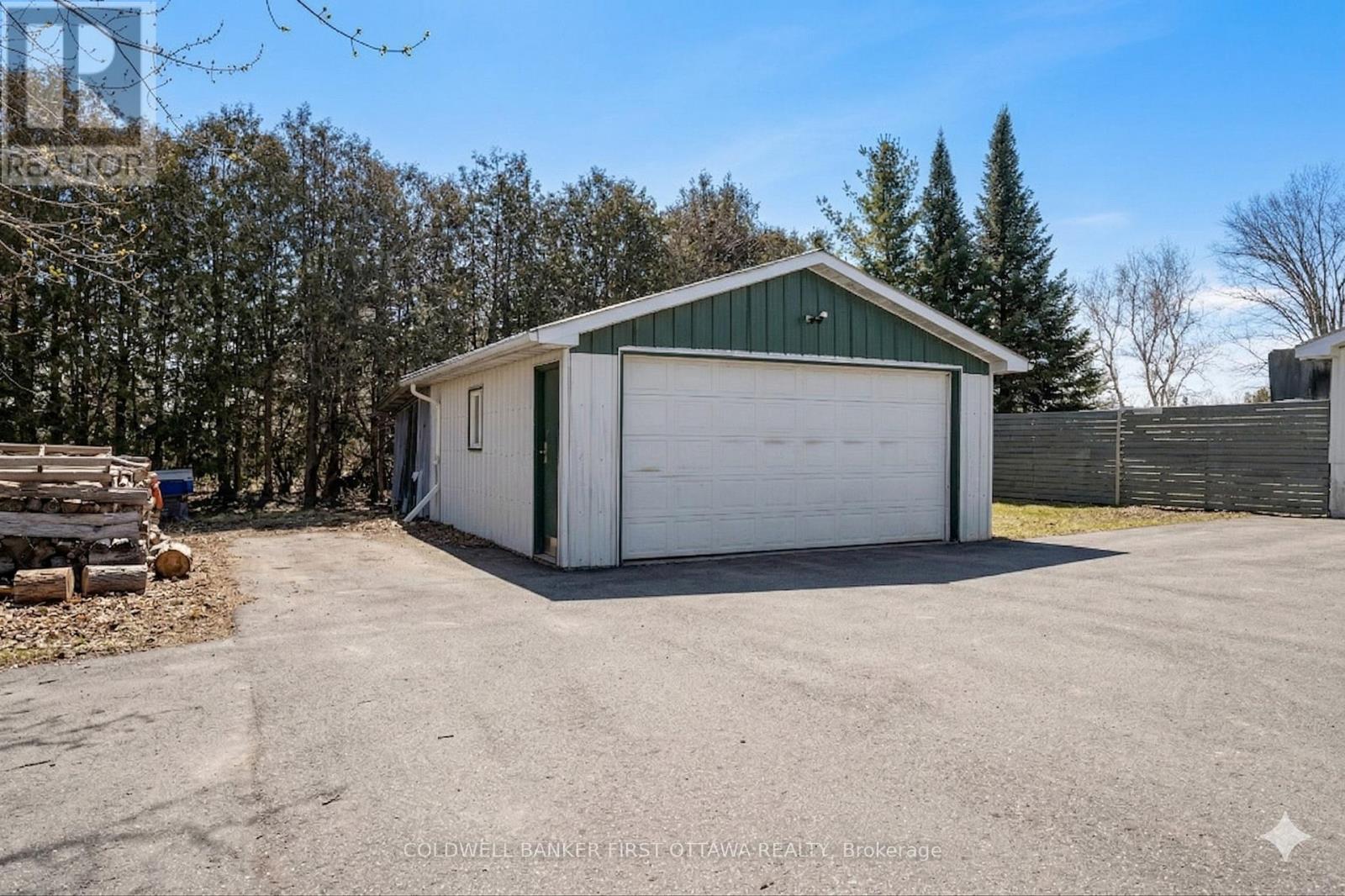 117 Perth Road, Beckwith, Ontario  K7A 0K3 - Photo 3 - X12720816