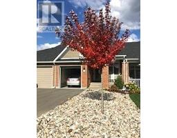 66 KAYENTA STREET, Ottawa, Ontario