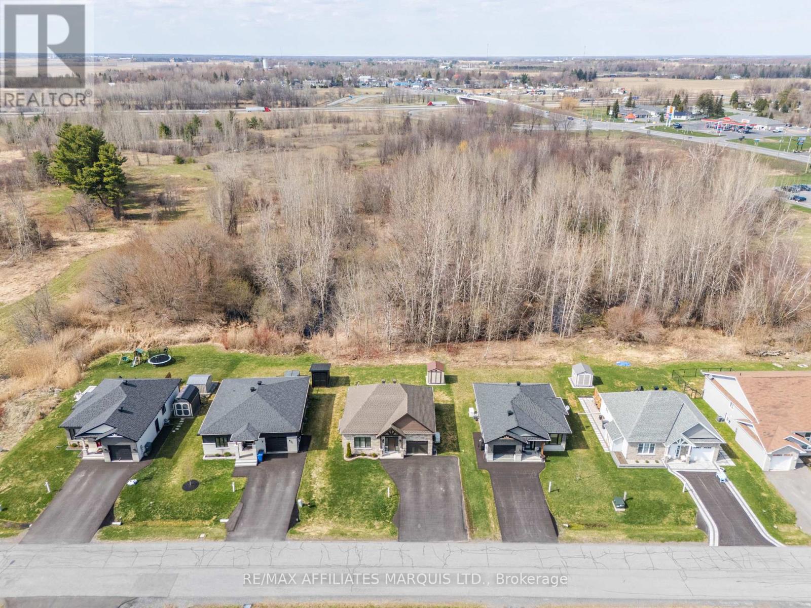 20309 Andrea Avenue, South Glengarry, Ontario  K0C 2C0 - Photo 4 - X13045556