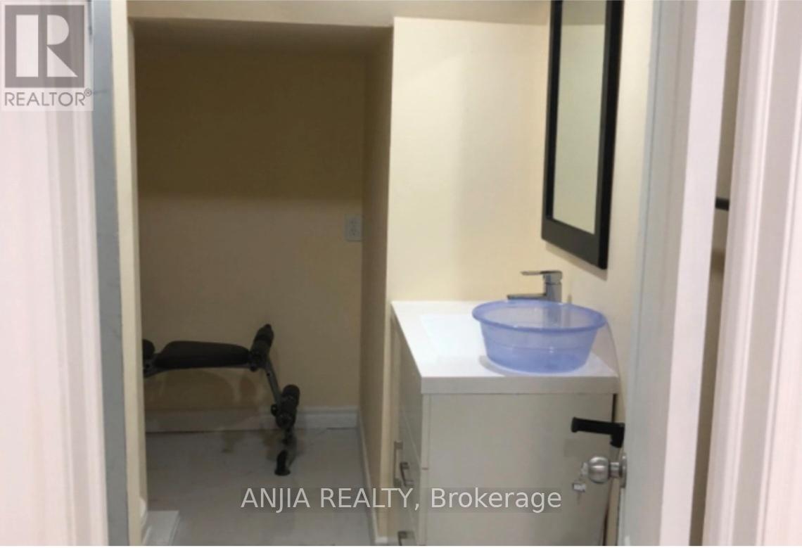 Bsmt#1 - 20 Colinayre Cres Crescent, Toronto, Ontario  M1T 3A9 - Photo 11 - E13045560