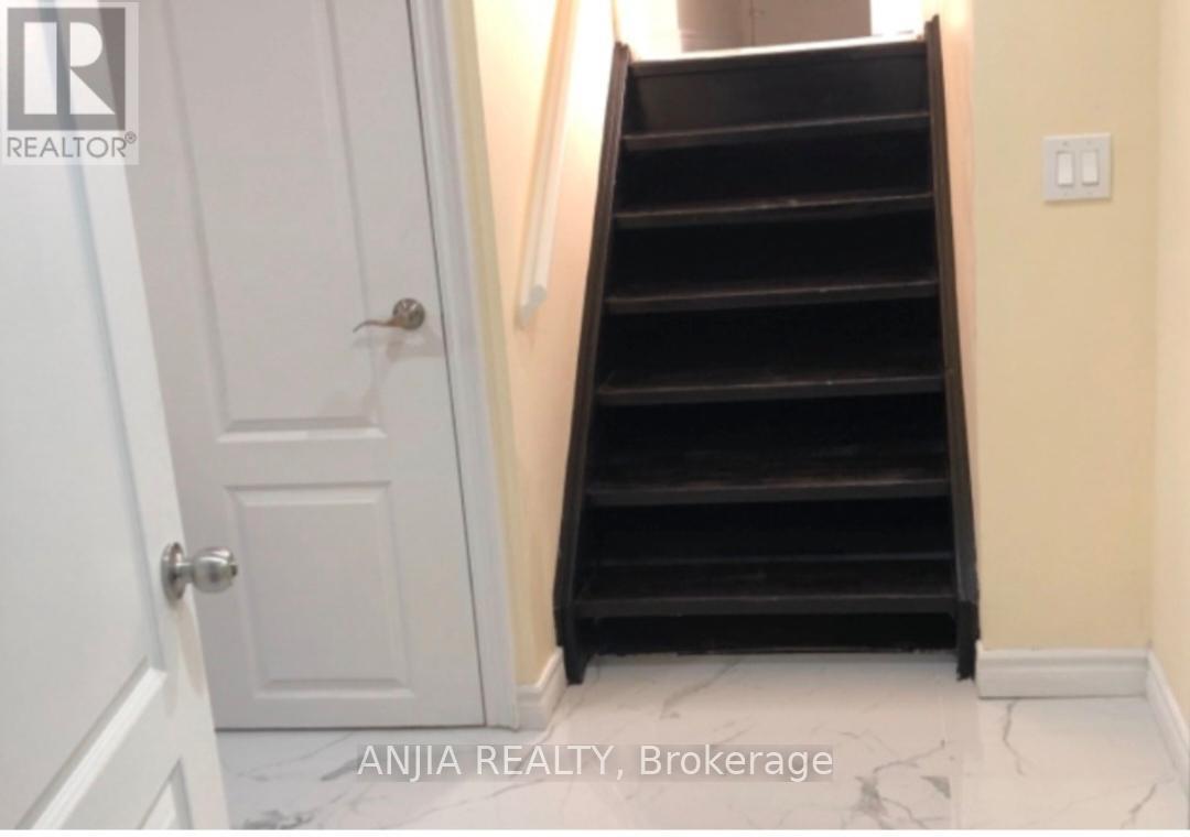 Bsmt#1 - 20 Colinayre Cres Crescent, Toronto, Ontario  M1T 3A9 - Photo 5 - E13045560