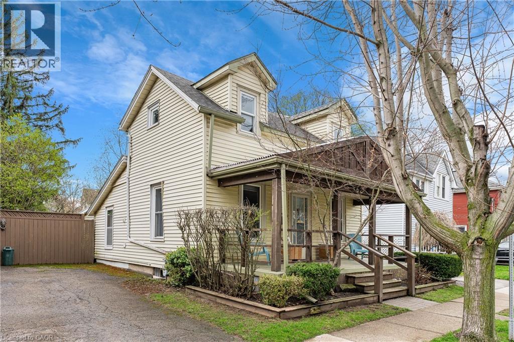 62 Louisa Street, St. Catharines, Ontario  L2R 2J8 - Photo 3 - 40822257