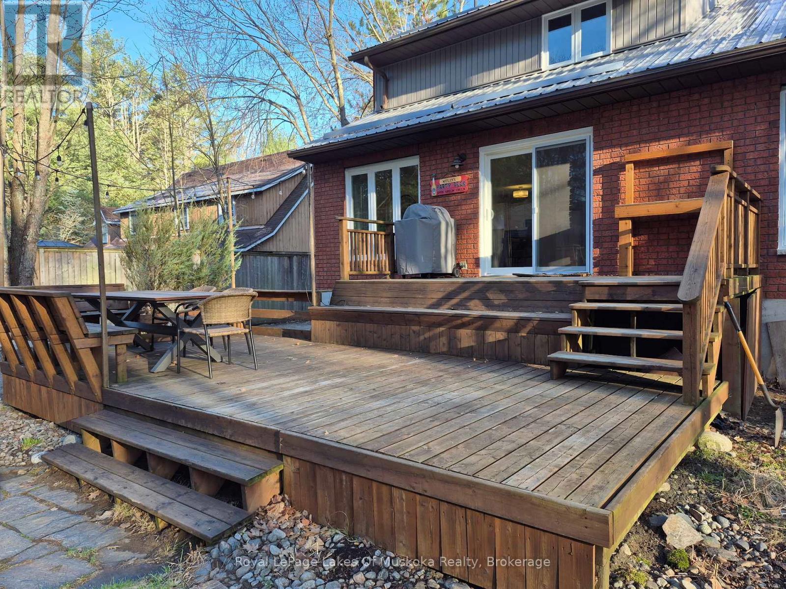 9 Daleman Drive, Bracebridge, Ontario  P1L 1A8 - Photo 5 - X12950554