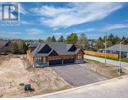 3 BOYNTON COURT, Blue Mountains, Ontario