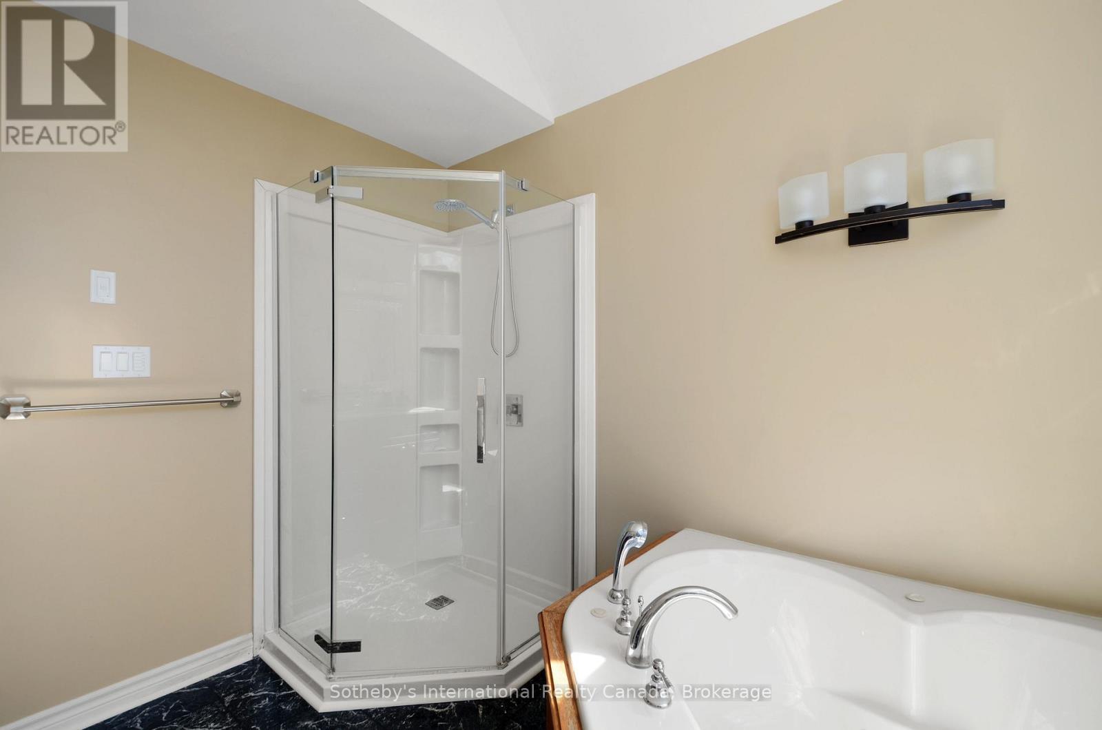 403419 Concession 20 Road, Georgian Bluffs, Ontario  N0H 1S0 - Photo 35 - X13030574