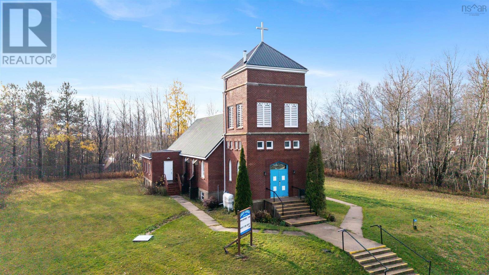 14 Church Street, Lantz, Nova Scotia  B2S 1P3 - Photo 2 - 202527748