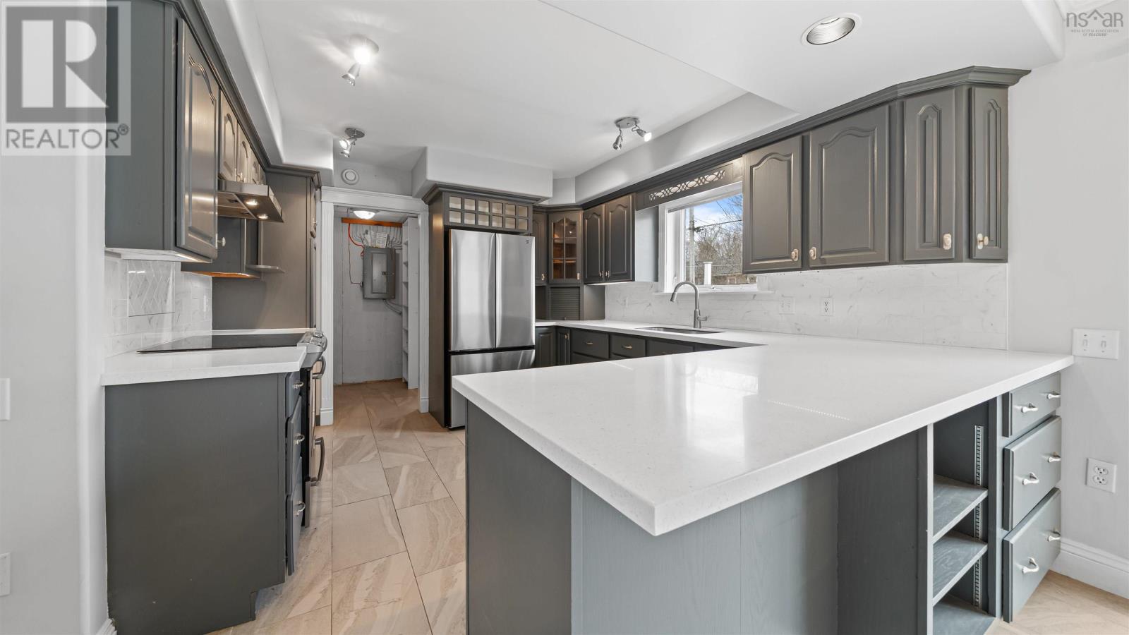 21 Summerville Drive, Sackville, Nova Scotia  B4C 2M8 - Photo 9 - 202608624