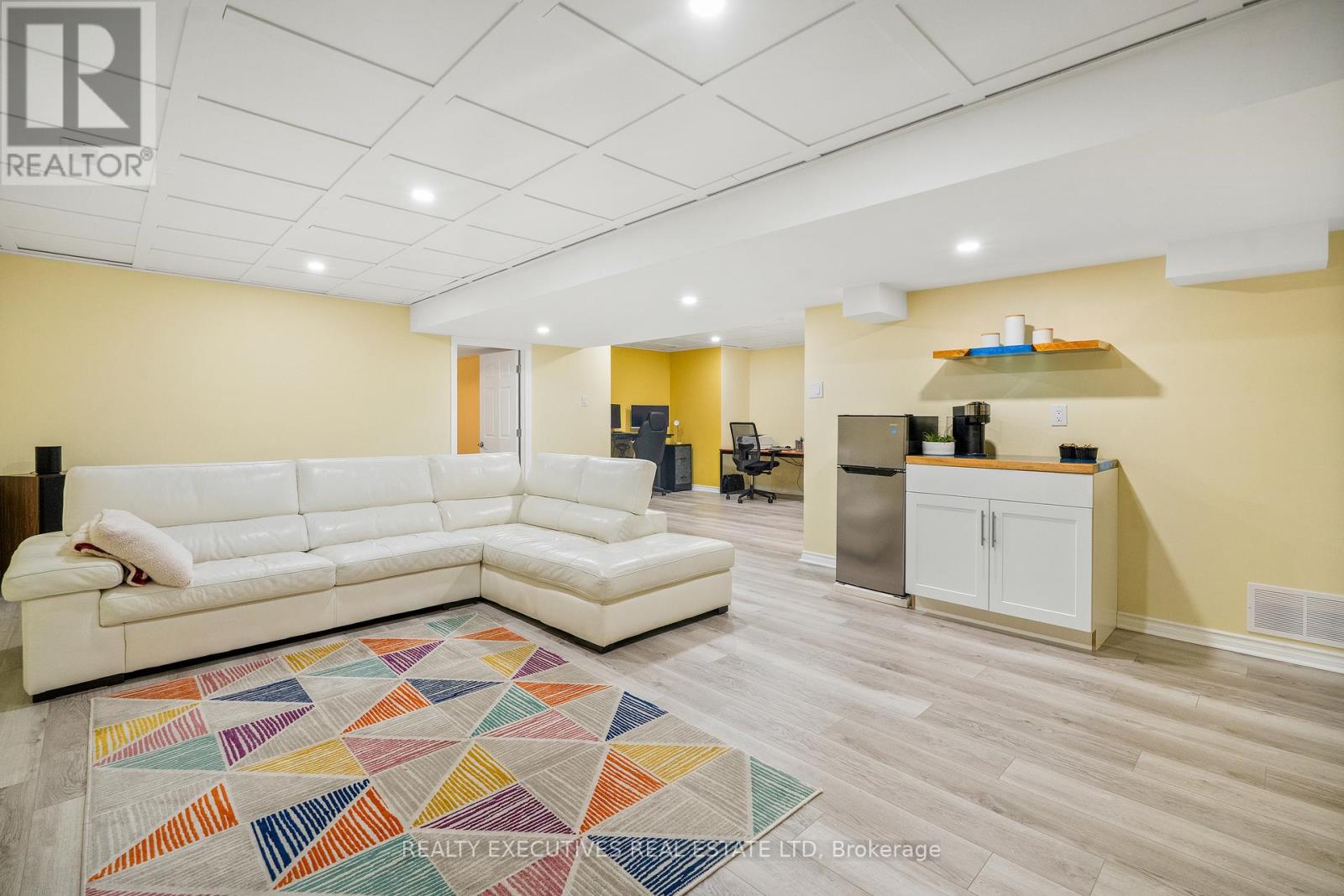 90 Magnolia Way, North Grenville, Ontario  K0G 1J0 - Photo 24 - X12709826