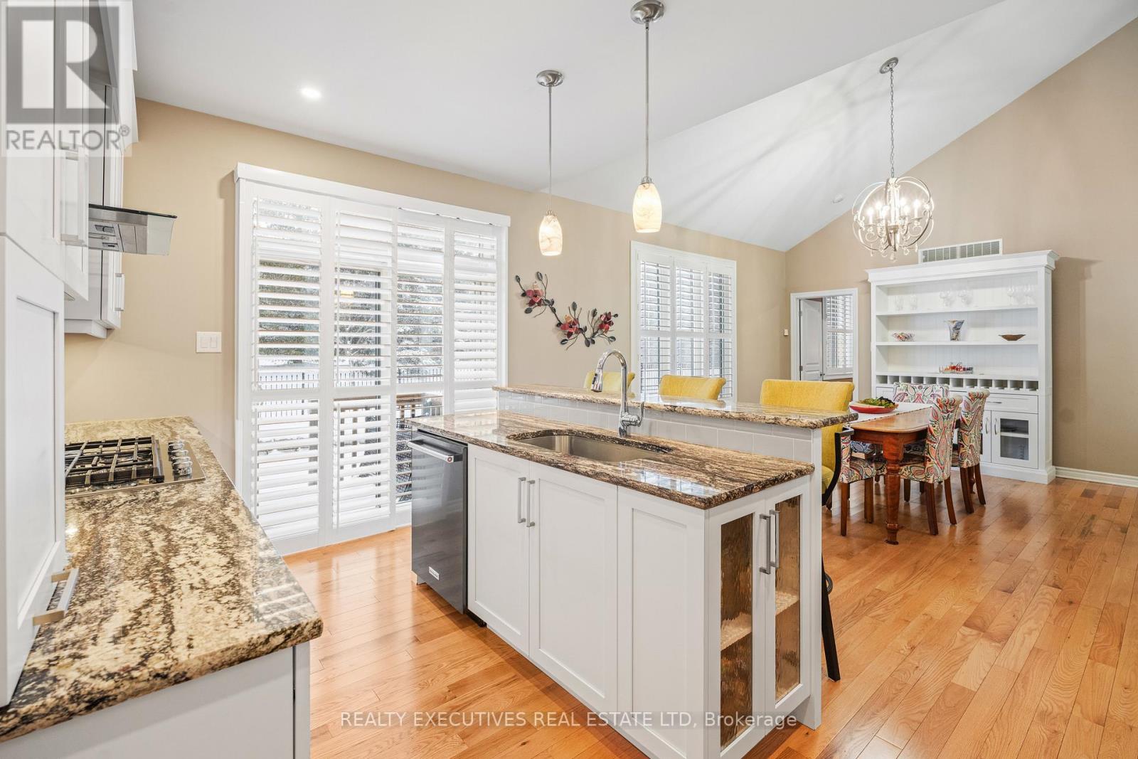 90 Magnolia Way, North Grenville, Ontario  K0G 1J0 - Photo 7 - X12709826