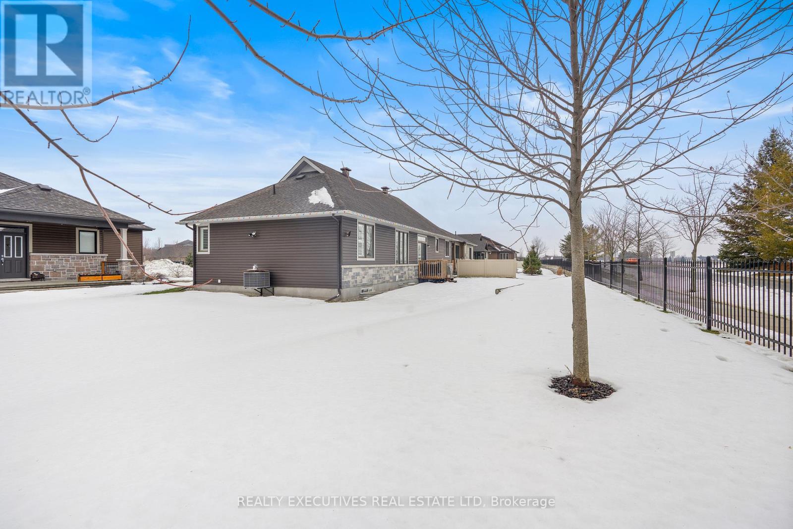 90 Magnolia Way, North Grenville, Ontario  K0G 1J0 - Photo 40 - X12709826