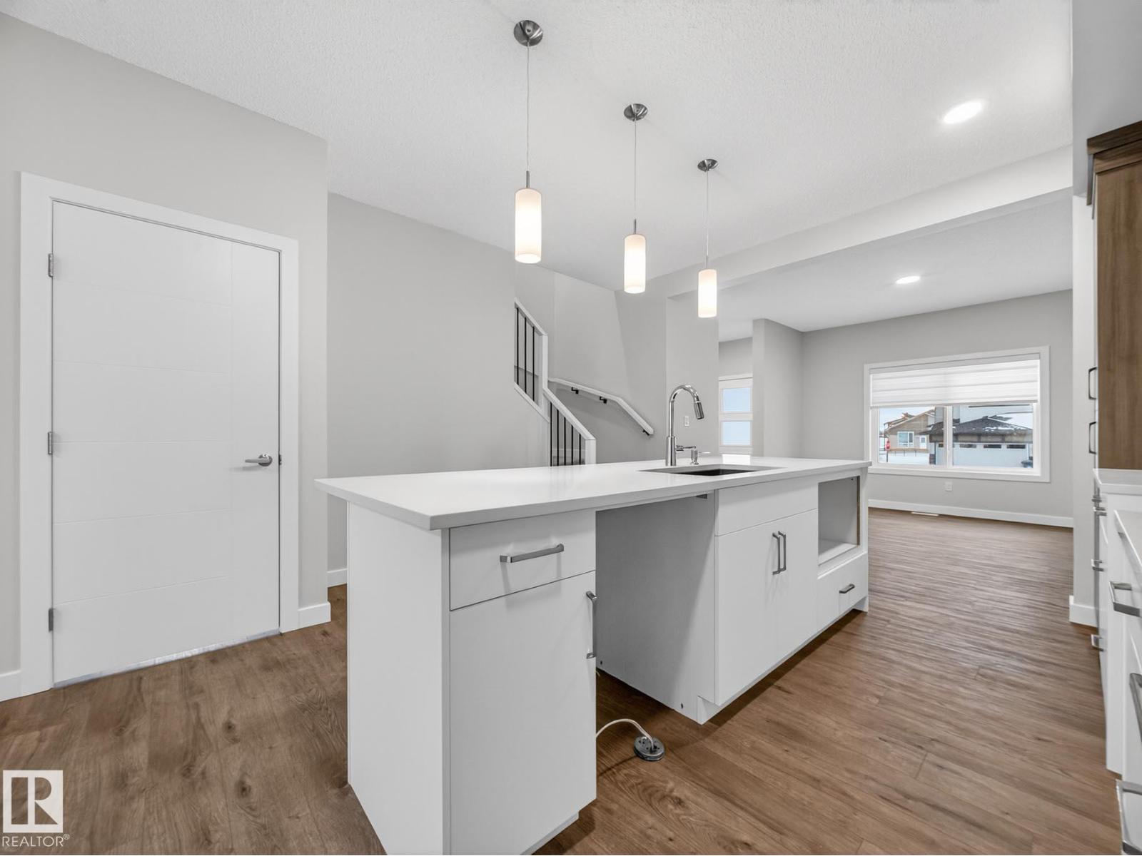 301 Brae Wy, Leduc, Alberta  T9E 1T7 - Photo 7 - E4475200