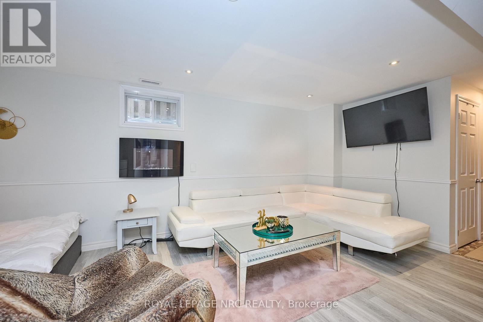 6556 Mary Drive, Niagara Falls, Ontario  L2H 0B5 - Photo 32 - X12847462