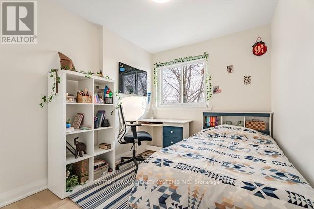 2280 Wiseman Court, Mississauga, Ontario  L5J 1P2 - Photo 11 - W12804222