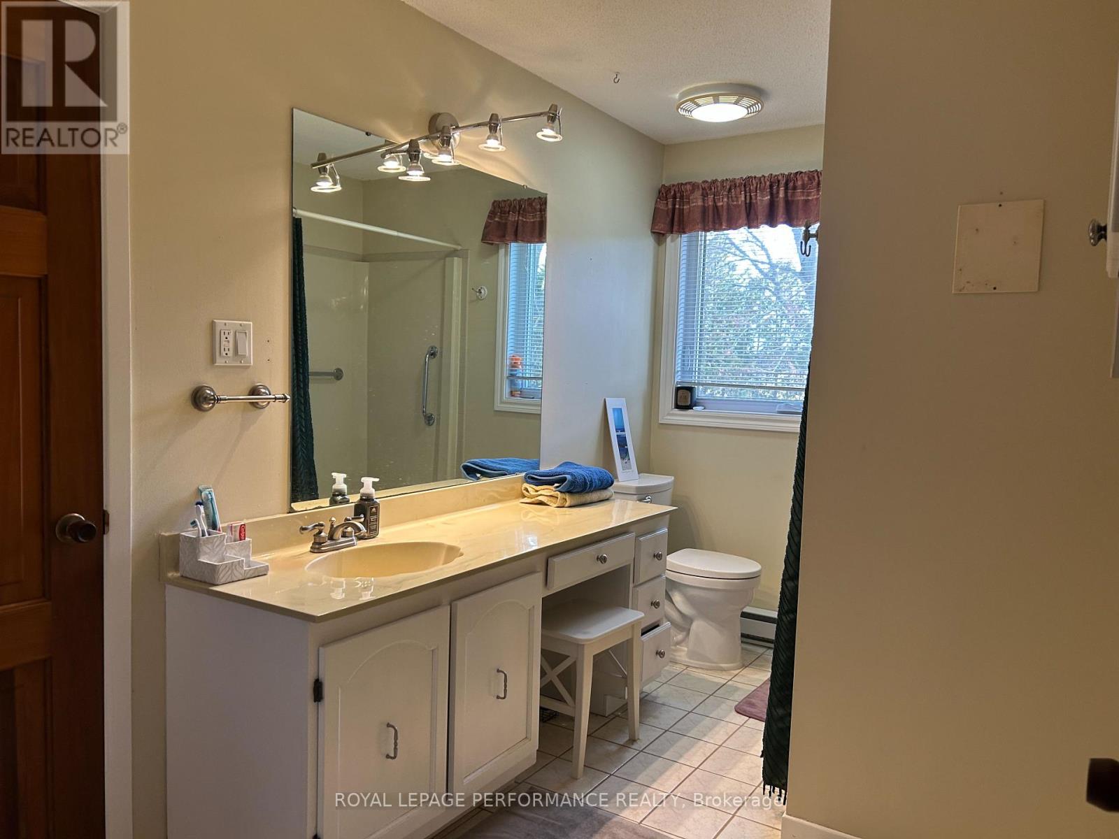 1270 Concession Rd 1 Road S, Alfred And Plantagenet, Ontario  K0B 1L0 - Photo 4 - X13036160