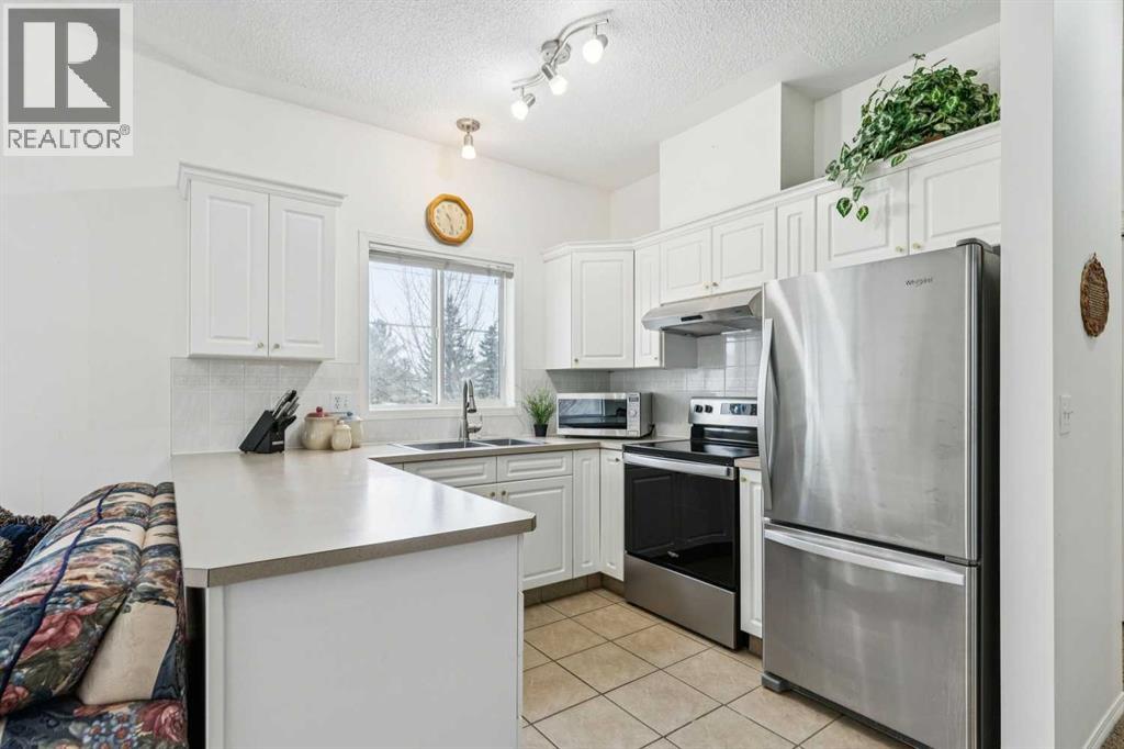 308, 20 Country Hills View Nw, Calgary, Alberta  T3K 5A3 - Photo 11 - A2299679