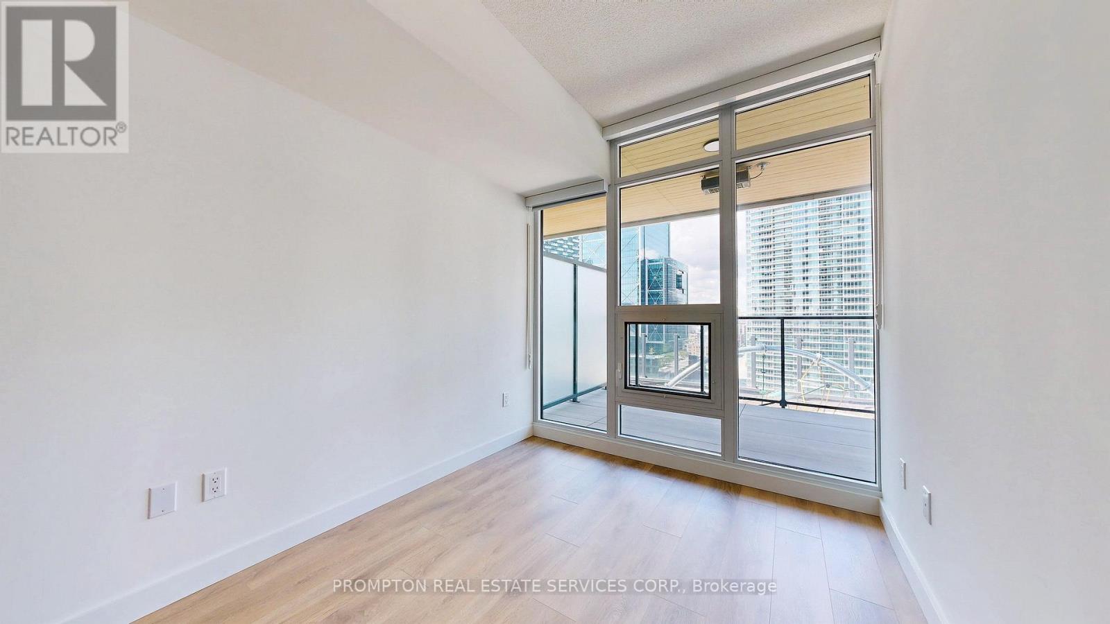 1805 - 3 Concord Cityplace Way, Toronto, Ontario  M5V 0X4 - Photo 24 - C13044708