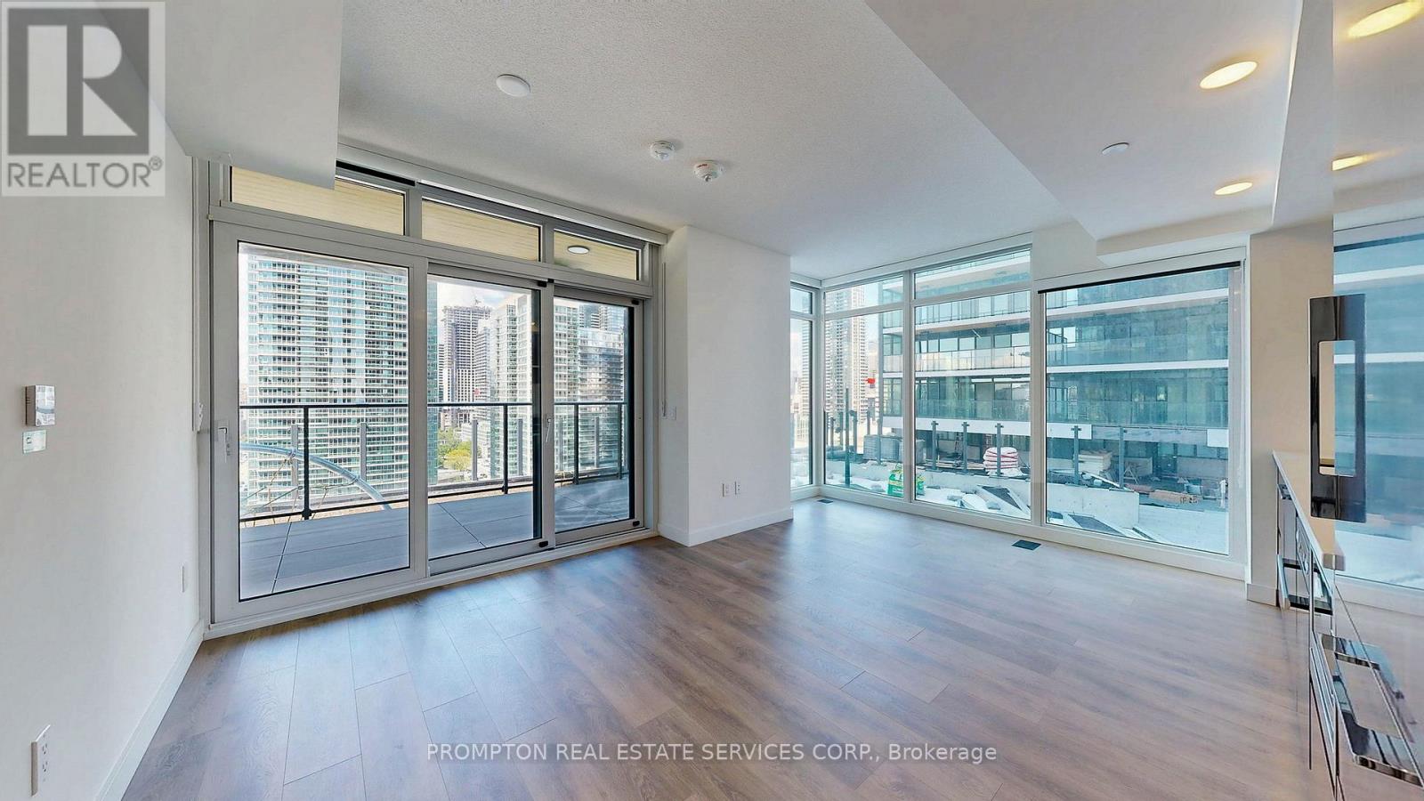 1805 - 3 Concord Cityplace Way, Toronto, Ontario  M5V 0X4 - Photo 14 - C13044708