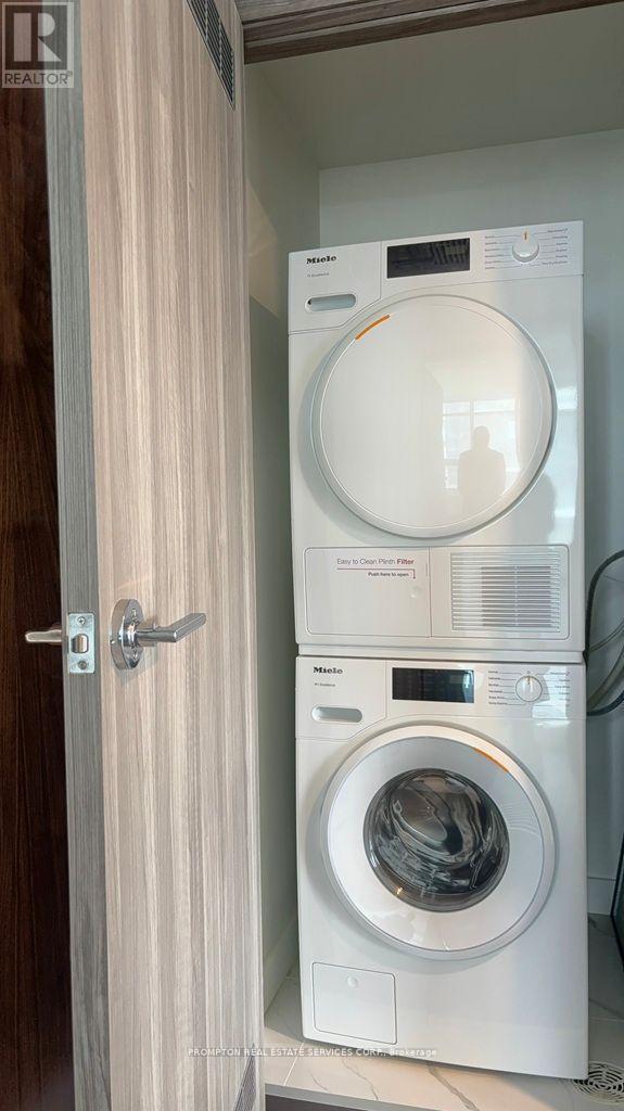 1805 - 3 Concord Cityplace Way, Toronto, Ontario  M5V 0X4 - Photo 41 - C13044708