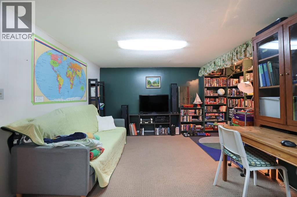 215 1 Street E, Duchess, Alberta  T0J 0Z0 - Photo 24 - A2304176