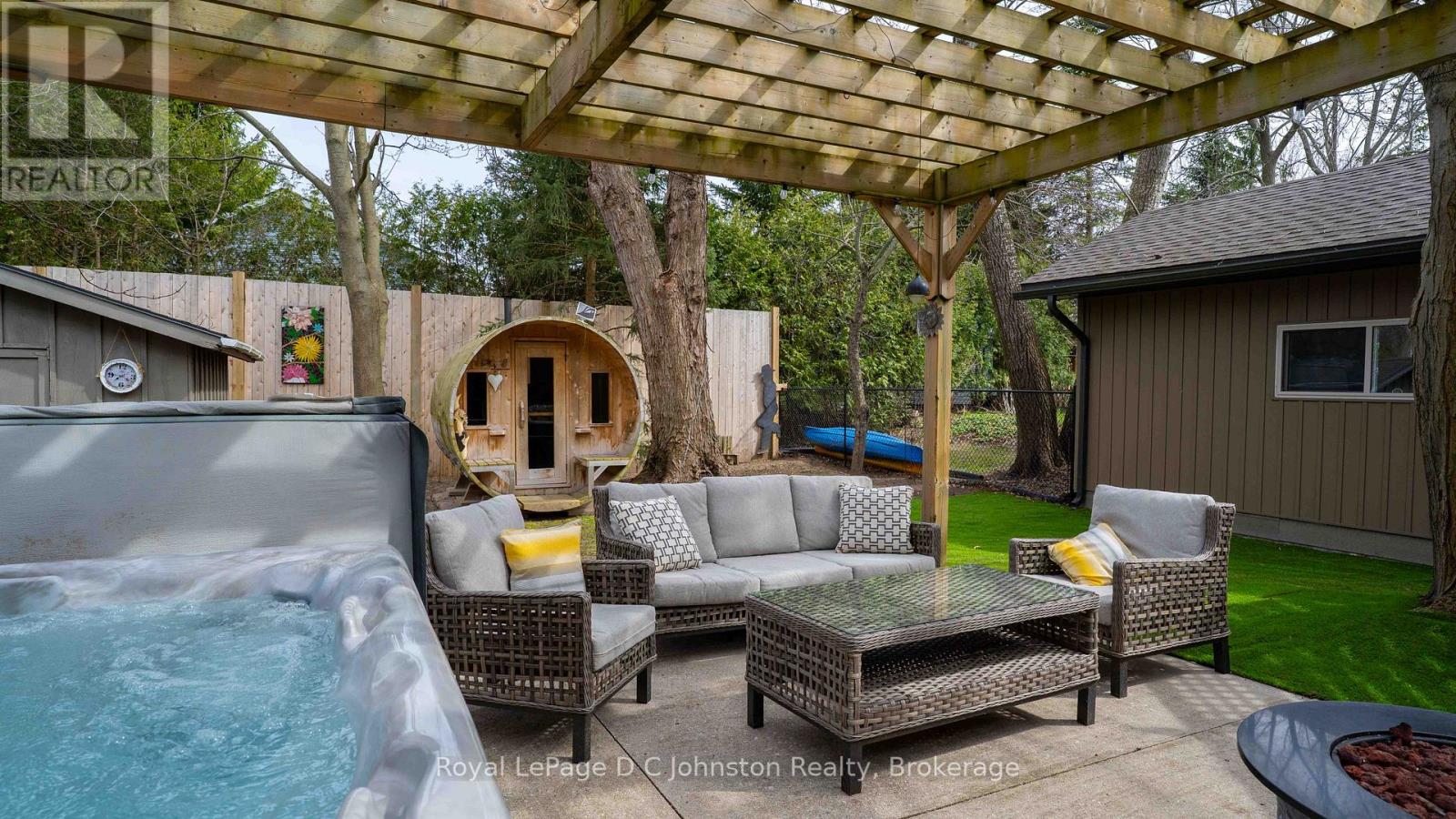 44 Archibald Place, Saugeen Shores, Ontario  N0H 2L0 - Photo 35 - X13045590