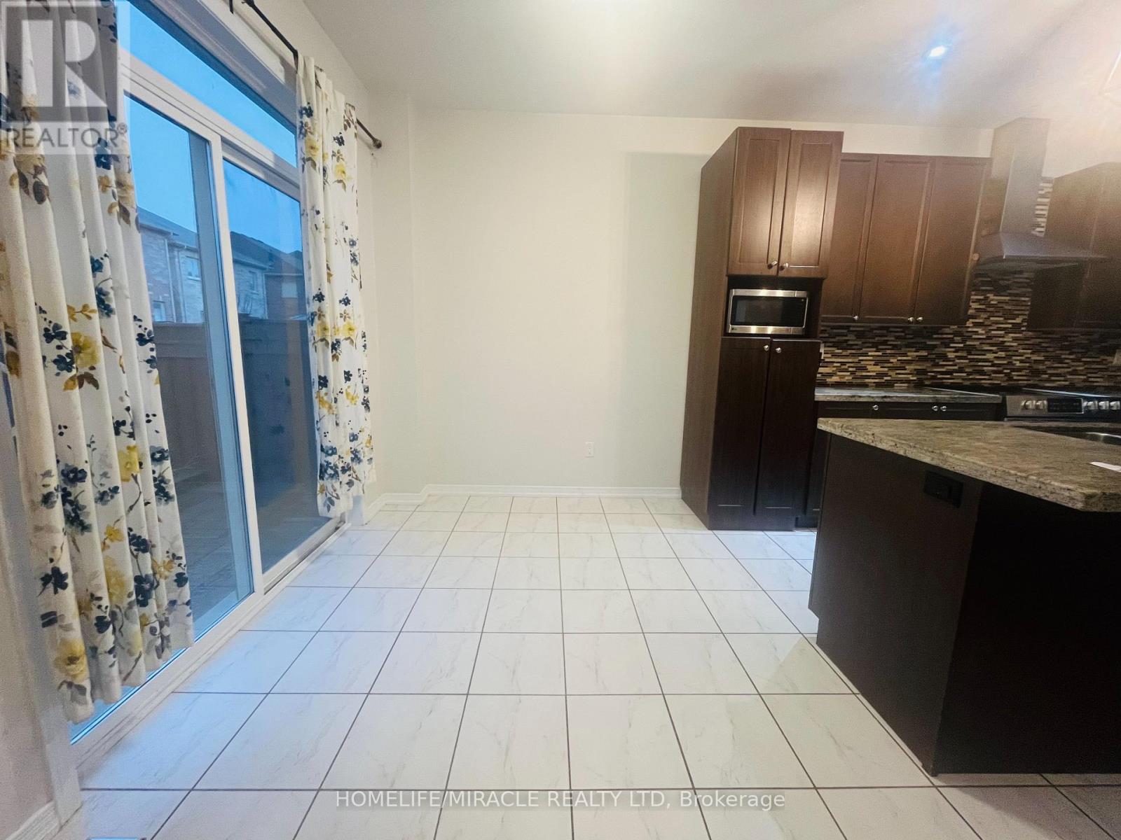 1527 Winville Road, Pickering, Ontario  L1X 0B8 - Photo 13 - E12785610