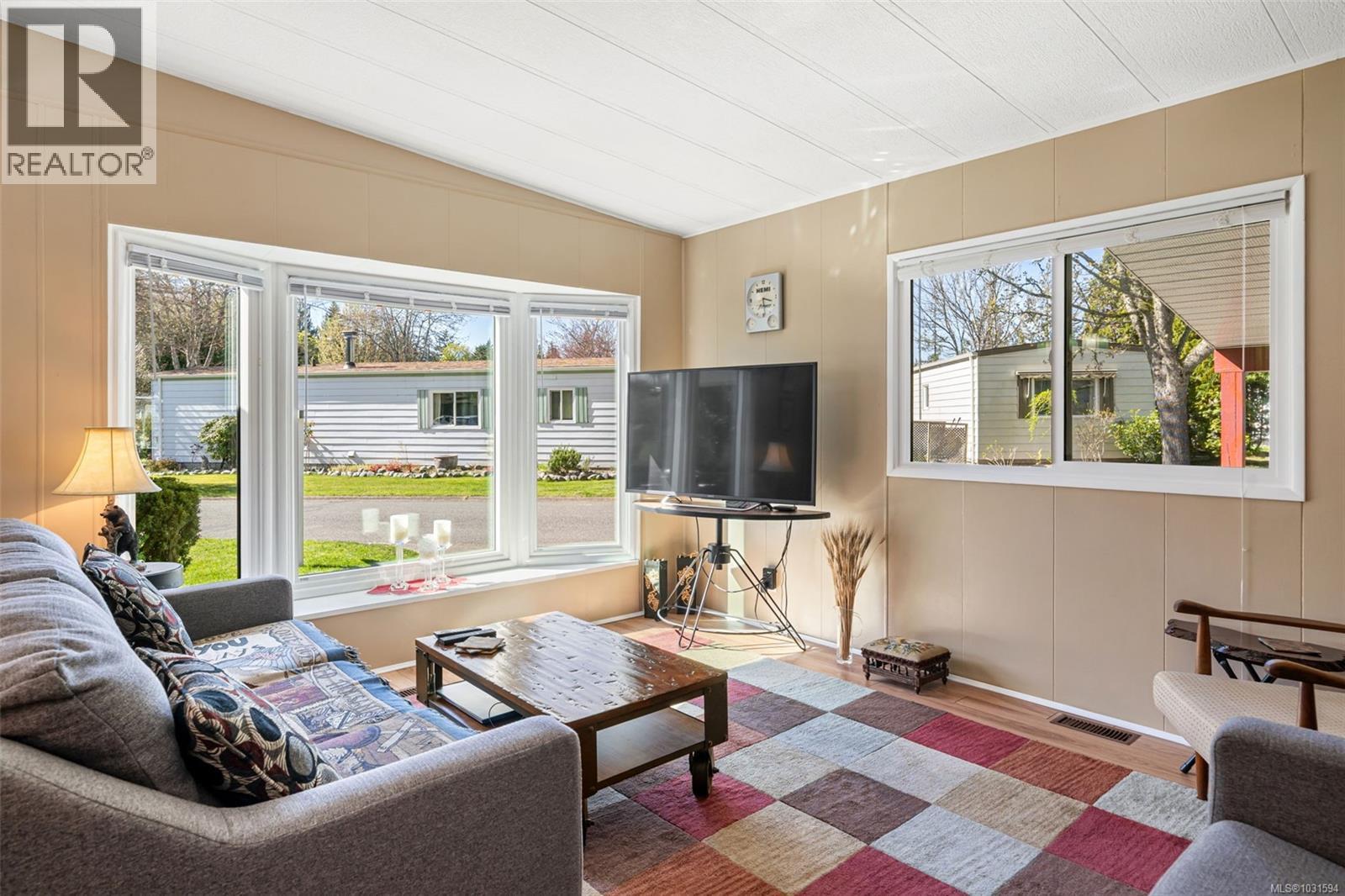 2129 Summergate Blvd, Sidney, British Columbia  V8L 4K9 - Photo 9 - 1031594