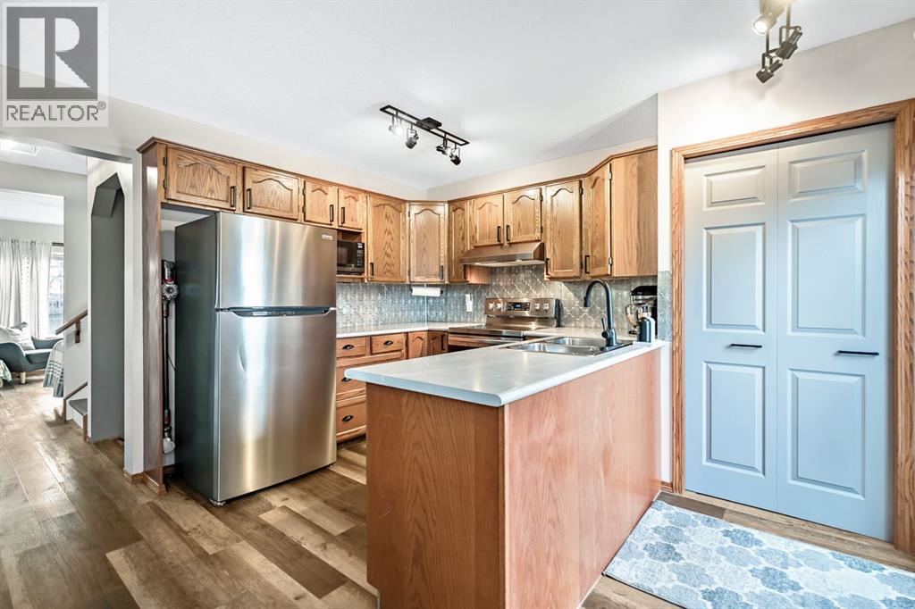 18 Green Meadow Crescent, Strathmore, Alberta  T1P 1H4 - Photo 10 - A2303565