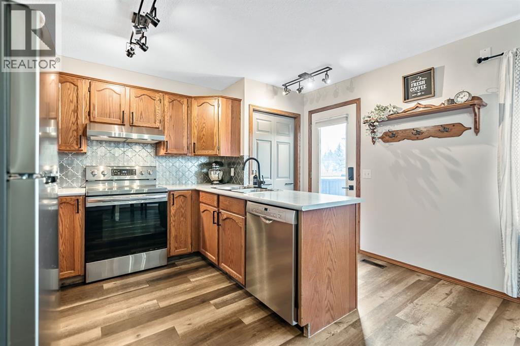 18 Green Meadow Crescent, Strathmore, Alberta  T1P 1H4 - Photo 8 - A2303565