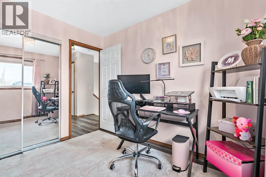 18 Green Meadow Crescent, Strathmore, Alberta  T1P 1H4 - Photo 24 - A2303565