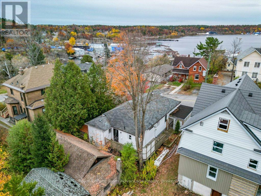 3 Belvedere Avenue, Parry Sound, Ontario  P2A 1Z8 - Photo 39 - X12609854