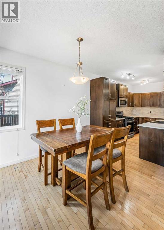 76 Heritage Hill, Cochrane, Alberta  T4C 0L4 - Photo 12 - A2305201