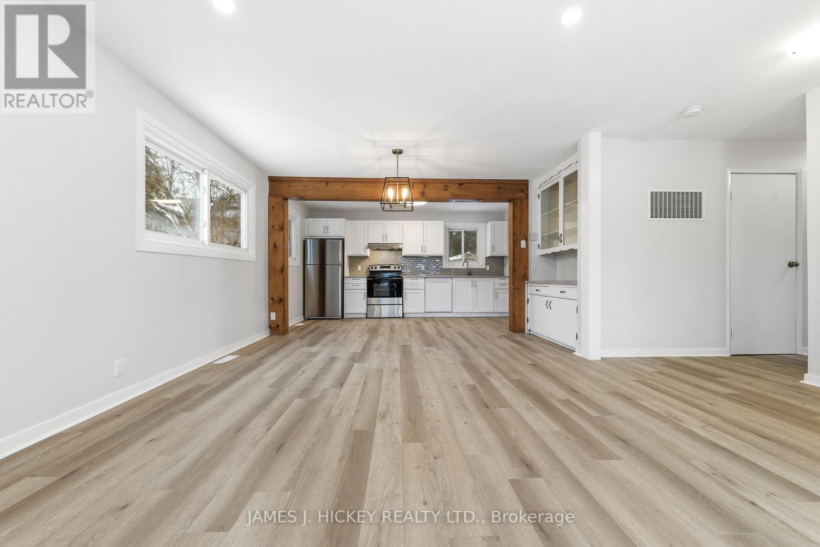 88 Glendale Avenue, Deep River, Ontario  K0J 1P0 - Photo 11 - X12706000