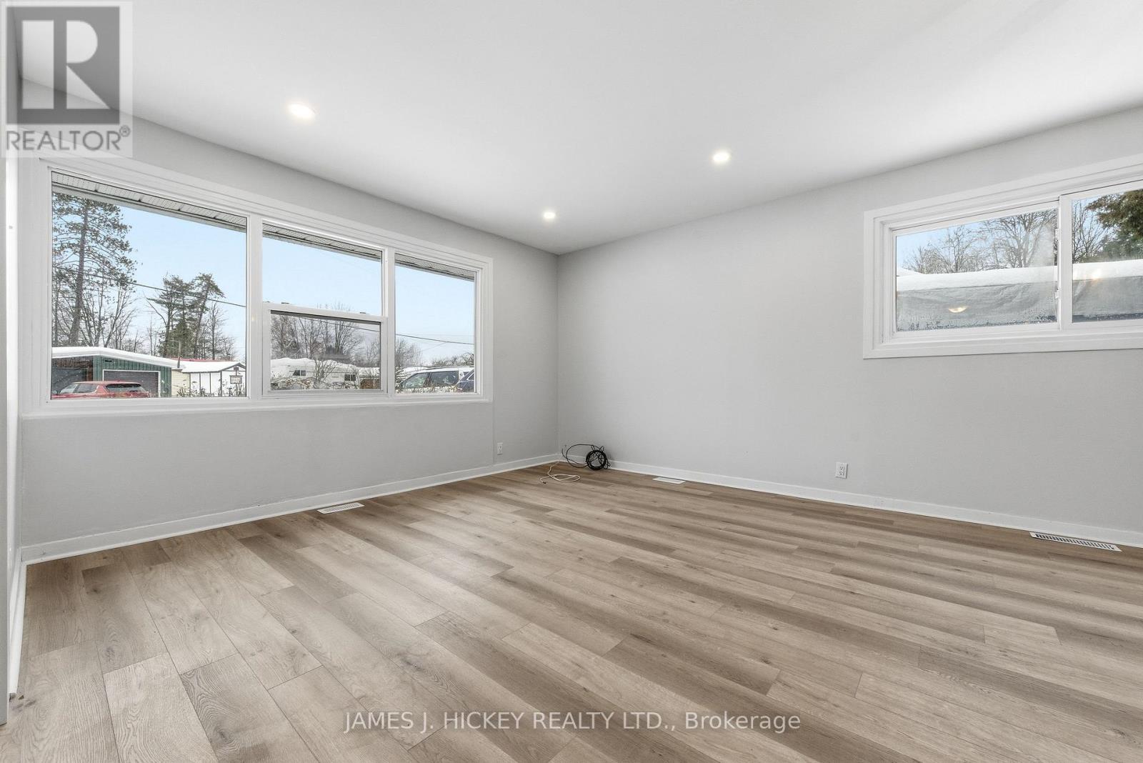 88 Glendale Avenue, Deep River, Ontario  K0J 1P0 - Photo 24 - X12706000