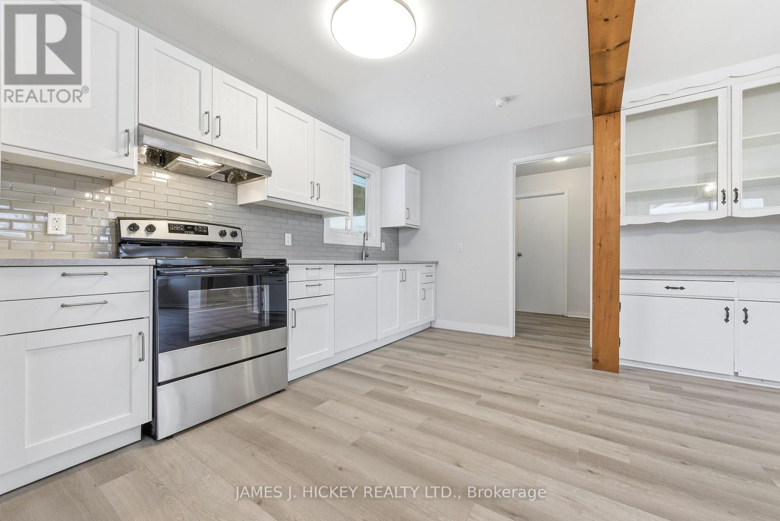 88 Glendale Avenue, Deep River, Ontario  K0J 1P0 - Photo 8 - X12706000