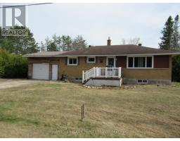 115 LORNE PLACE, Laurentian Hills, Ontario