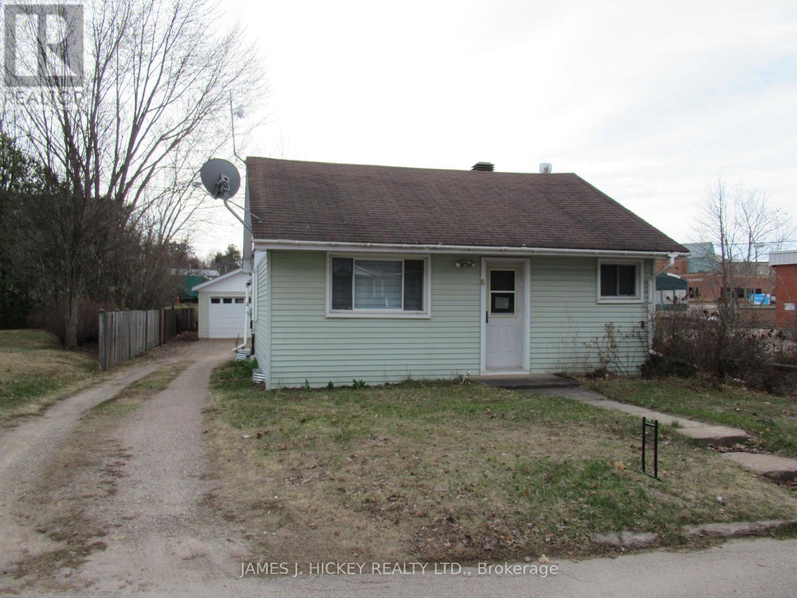 6 Hillcrest Avenue, Deep River, Ontario  K0J 1P0 - Photo 1 - X12904676