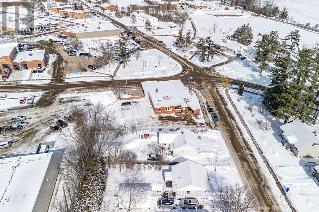 6 Hillcrest Avenue, Deep River, Ontario  K0J 1P0 - Photo 13 - X12904676